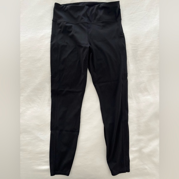 Women’s Vuori Studio Pocket Black Leggings - Size Medium - Picture 3 of 4